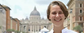 De Tiktok aux Bancs de L'Église, les Influenceurs Catholiques Français Attirent de Nouvelles Brebis