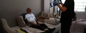 Evde sağlık hizmeti hastane sürecini ev ortamına taşıyarak hasta konforunu artırıyor