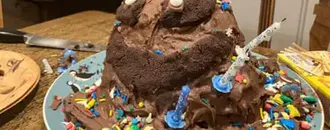‘Everyone Assumed It Represented A Poo Emoji!’ 27 Writers On The Greatest Cake Of Their Life