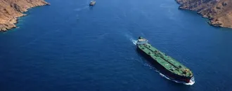 Hürmüz Boğazı'nda Tanker Gerilimi: Katar İran'ı Suçladı