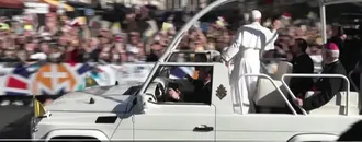 Visite du Pape en France : Les Hôtels Font le Plein, les Retombées Restent à Mesurer