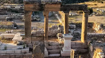 Blaundos’ta 2 Bin 500 Yıllık Keşif: Garnizon Kentinde Kutsal Duvar Bulundu
