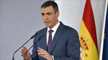 İspanya Başbakanı Pedro Sanchez’ten Partisine "Direniş" Talimatı