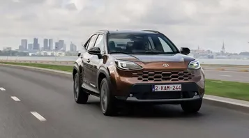 Toyota Yaris Cross Hybrid Yenilenen Tarzıyla Türkiye'de Satışa Sunuldu: İşte Özellikleri ve Güncel Fiyatı