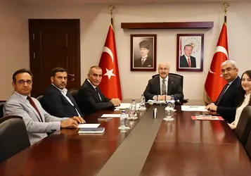 Adana'da yeni evleneceklere ve ailelere, mobilya ve beyaz eşyada indirim sağlanacak