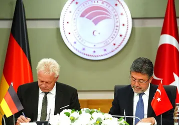 Bakan Yumaklı: Almanya ile tarım ticaretinde hedef 5 milyar dolar