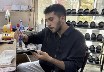 Dedesi El İşçiliğiyle Başladı, Torunu Yeni Nesil Makinelerle Sürdürüyor: Dünyaya İhracat Yapıyorlar