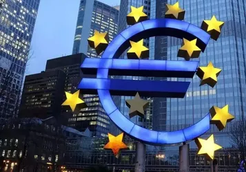Euro Bölgesi'nde sanayi üretimi temmuzda azaldı