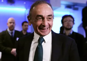 Extrême Droite : Éric Zemmour Confirme Sa Candidature À La Présidentielle Française