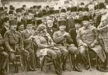 Mustafa Kemal Atatürk: Modern Türkiye'nin Mimarı