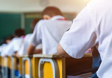 MEB 2026-2027 Tatil Takvimi: İlk Ara Tatil ve Yarıyıl Tatili Ne Zaman? Okullar Ne Zaman Kapanacak?