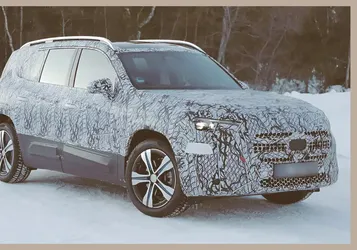 Mercedes GLB'nin 2026 Modeli Ortaya Çıktı! İşte İlk Görüntüler