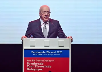 Perakende Zirvesi 2025 Haliç Kongre ve Fuar Merkezi'nde başladı