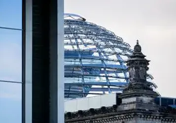 So Reagieren die Parteien auf die Ergebnisse