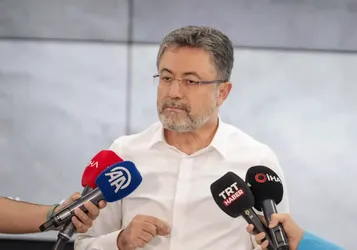 Tarım ve Orman Bakanı Yumaklı, orman yangınlarındaki son durumu paylaştı: