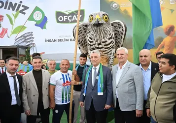 Ticaret Bakanı Ömer Bolat "Rize STK Buluşması"na katıldı: