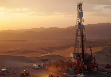 Trump'tan "Seçime Kadar Saldırı Yok" Mesajı Geldi: Petrol Fiyatlarında Arz Endişesi Hafifledi