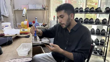 Dedesi El İşçiliğiyle Başladı, Torunu Yeni Nesil Makinelerle Sürdürüyor: Dünyaya İhracat Yapıyorlar
