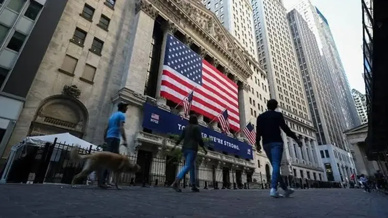 ABD'de ISM hizmet PMI ağustosta beklentileri aşarak 55,4'e yükseldi