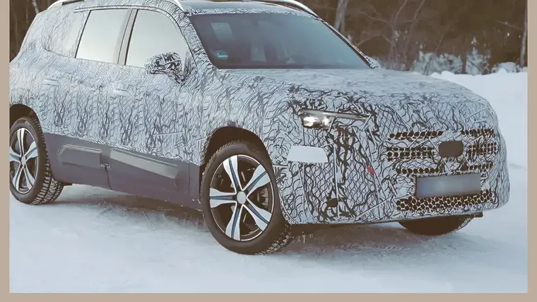 Mercedes GLB'nin 2026 Modeli Ortaya Çıktı! İşte İlk Görüntüler