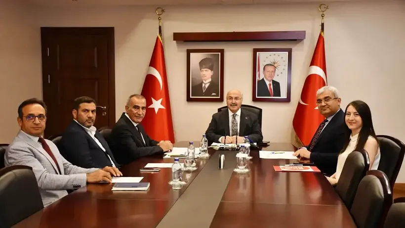 Adana'da yeni evleneceklere ve ailelere, mobilya ve beyaz eşyada indirim sağlanacak