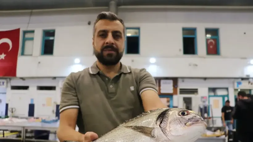 Ege'de sezonu açan balıkçılar avdan umutla döndü