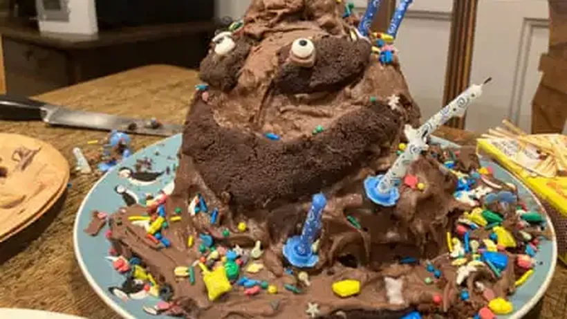 ‘Everyone Assumed It Represented A Poo Emoji!’ 27 Writers On The Greatest Cake Of Their Life
