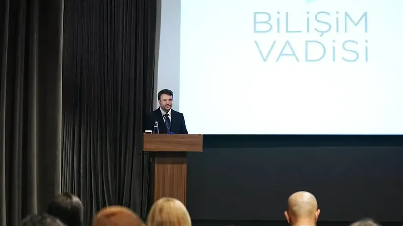 Sanayi ve Teknoloji Bakanı Kacır, Techstars İstanbul programında konuştu Sanayi ve Teknoloji Bakanı Kacır, Techstars İstanbul programında konuştu