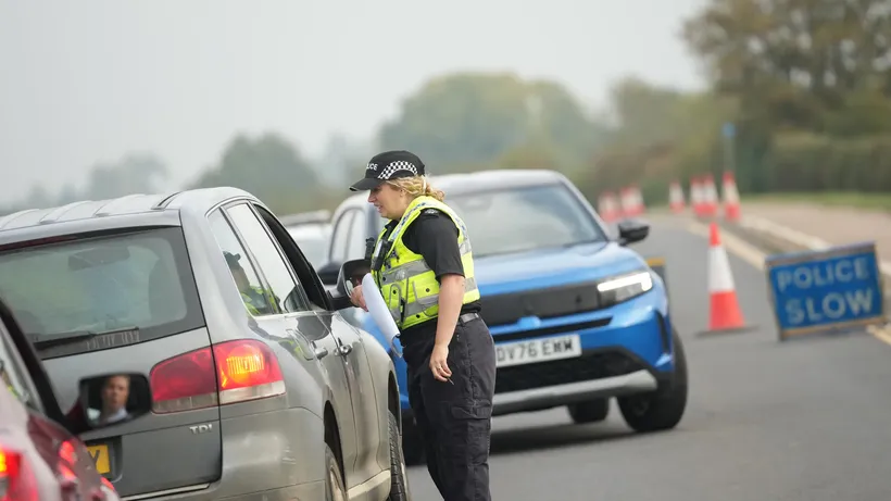 Uno de los Cinco Británicos Detenidos por UN Presunto Plan Terrorista Contra Fairford Alertó A la Policía