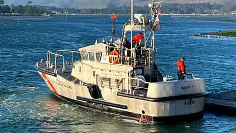 US Coast Guard Searches for Missing Air Ambulance Off Coast of Massachusetts