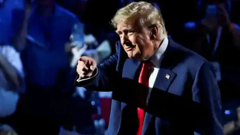 Why is Trump’s $5,000 offer to voters ‘like a woman’? Ask Fox News | Arwa Mahdawi