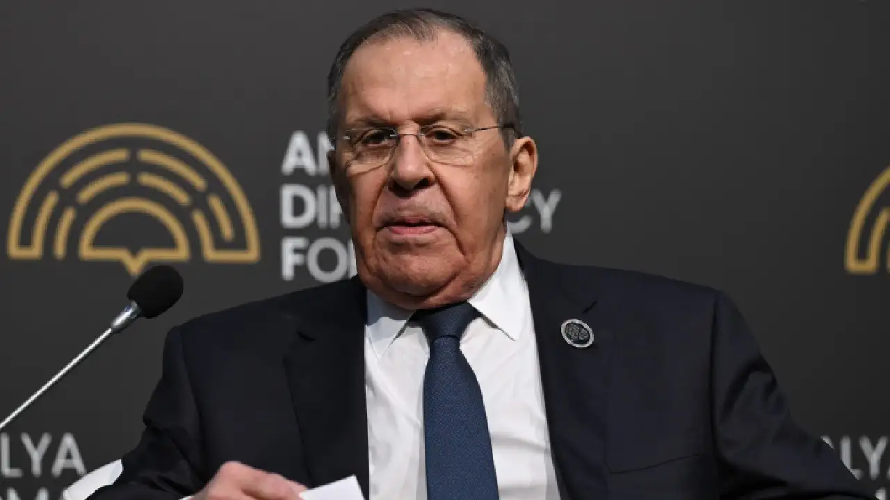 İstanbul'da Müzakere Mesajı... Lavrov: Olumlu Karşılıyoruz